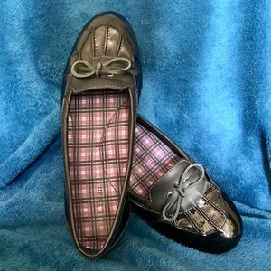 L.L. Bean Women's Black Patent Leather Loafers, Coastal Rain Swimmers Size 6.5M